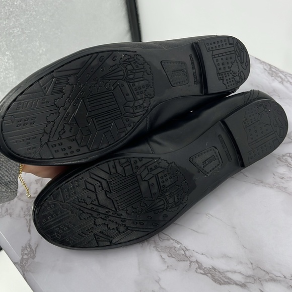 BORN Julianne Leather Ballet Flats Black Size 7.5M Comfy Casual Slip On - Picture 6 of 8